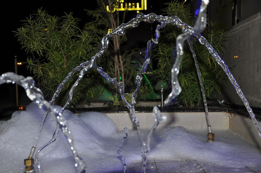 Al Bustan Crown Hotel 2 Arar Exteriör bild